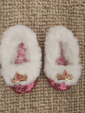 Disney White Faux Fur Pink Sequin Princess Slippers